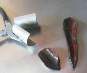 Tekli Yaprak / Çukur Şekil Veren Maşa